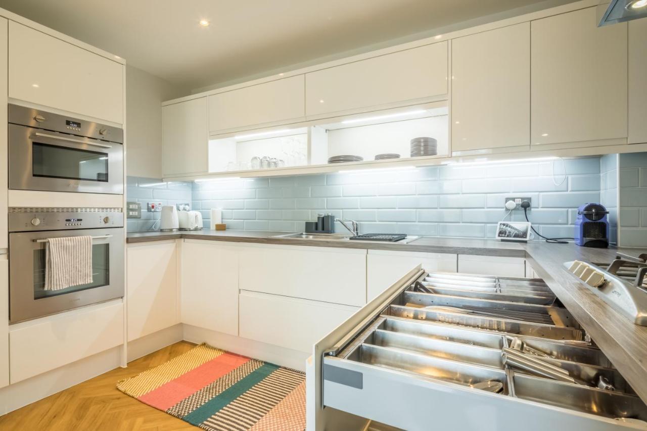 Executive 2Br Apartment Next To Station + Parking 剑桥 外观 照片