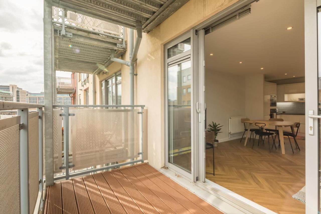 Executive 2Br Apartment Next To Station + Parking 剑桥 外观 照片