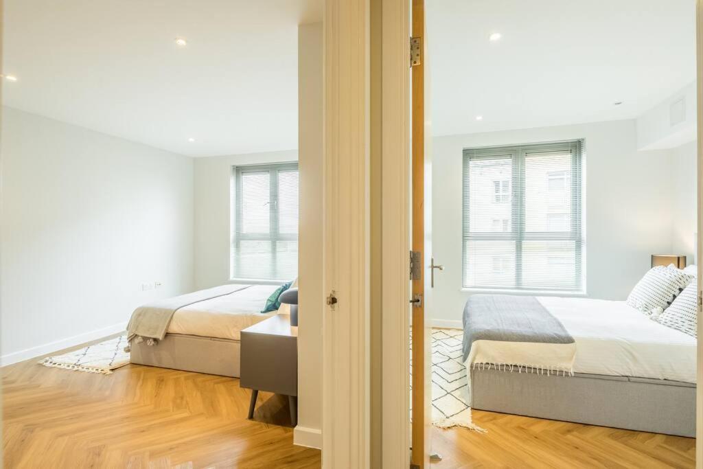 Executive 2Br Apartment Next To Station + Parking 剑桥 外观 照片